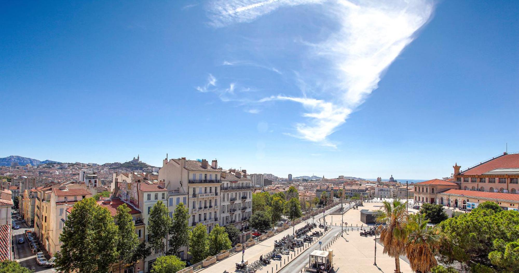 Ibis Marseille Centre Gare Saint Charles Hotel Exterior photo